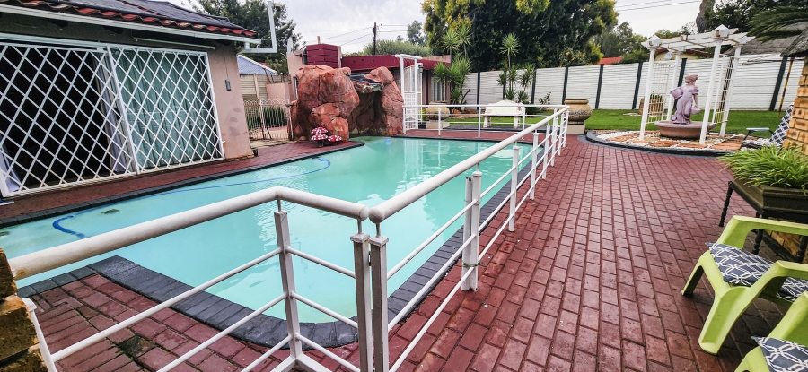 3 Bedroom Property for Sale in Vaalpark Free State